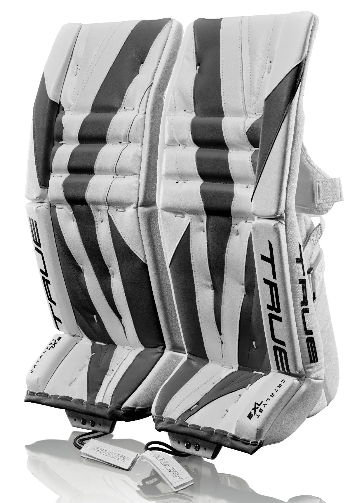 True Hockey True Catalyst 7X3 Senior Goalie Pads 4 True Hockey True Catalyst 7X3 Senior Goalie Pads - Image 4